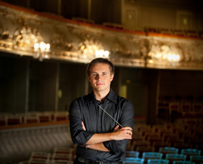 Petrenko, Vasily (1) credit_ tarlova.com